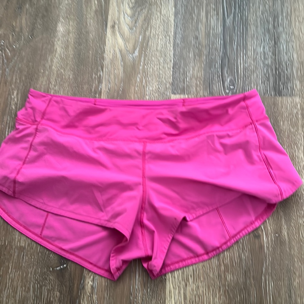 lululemon ,hot pink ,speed up ,size 12, 2.5, low rise